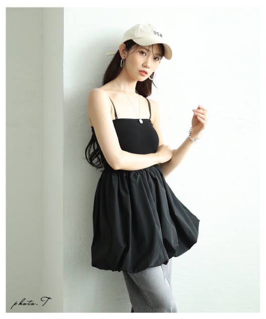 アニュアンス 完売 新品未使用タグ付き オフショルダーバルーンキャミソール 黒 アニュアンス anuans オフショルダーバルーンキャミソール （BLACK