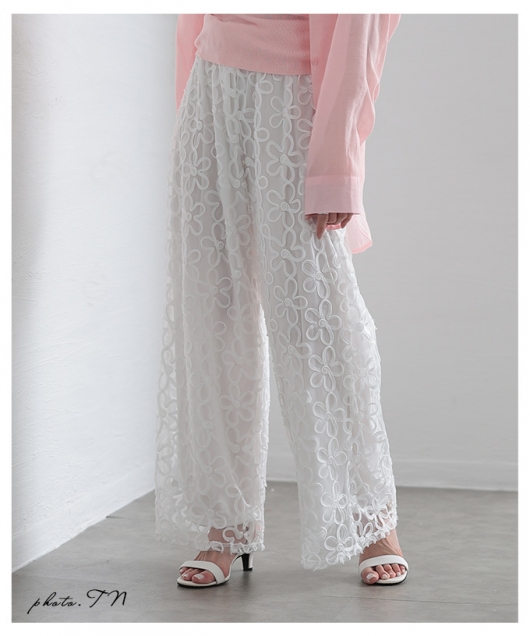 レディース 大人 上品 洗練された上品さのフラワーコード刺繍ワイド