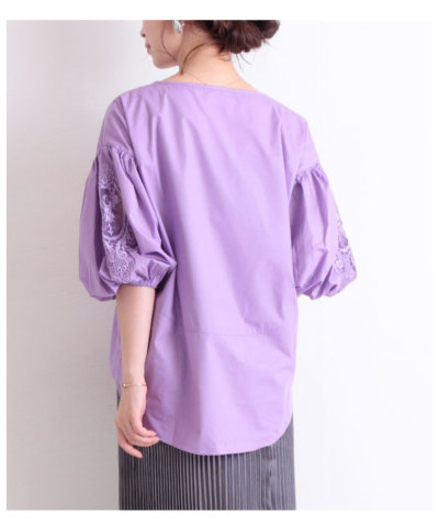 Vivienne tam 紫の刺繍入り五分袖トップス vivienne tam ヴィヴィアンタム 刺繍 Tシャツ カットソー