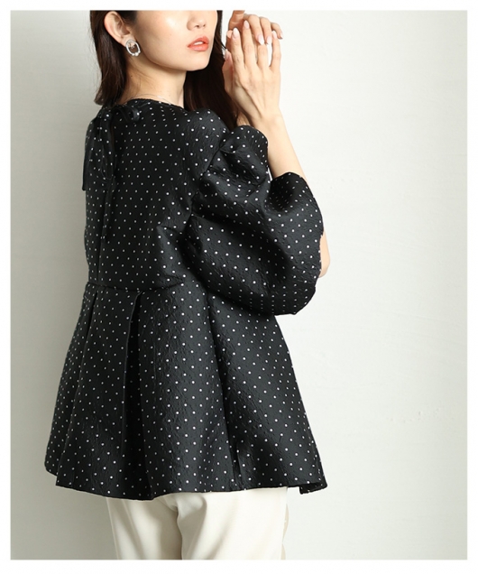 AMOMMAアモマ ブラック ドット柄 パフスリーブ トップス ブラウス Sawa