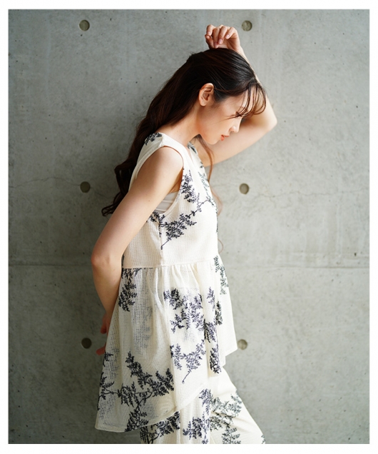 【フェミニン♪】【LV】刺繍入り裾クロップドトップス SHIPS 公式サイト