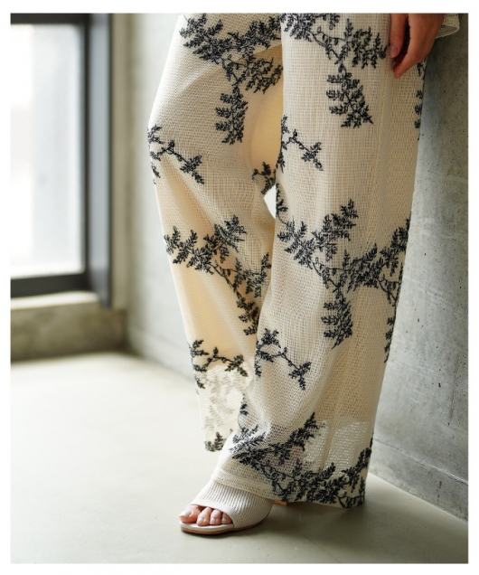 AWESOME スネーク刺繍 ワイドパンツ バックフラワーロゴ刺繍カーブワイドパンツ[品番：SHNW0012531