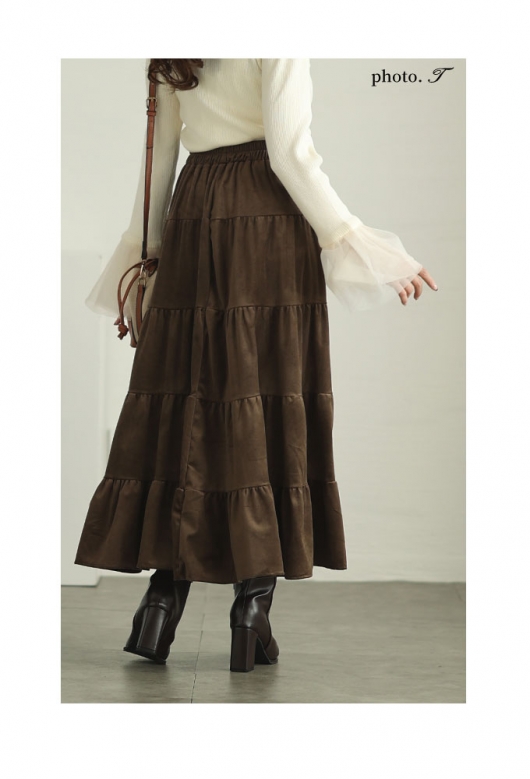 レディース 大人 上品 しっとり艶めくベロアティアードスカート almam