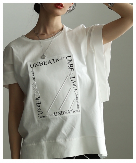 レディース 大人 上品 スクエアロゴ入りコットンTシャツ【4月30日20時
