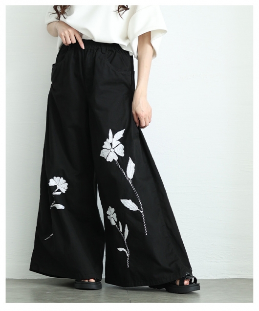 レディース 大人 上品 拘りの配色が効くインド手刺繍ワイドパンツ alwc