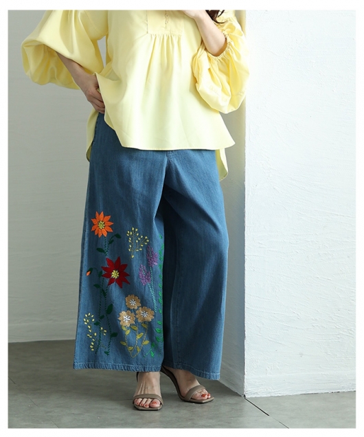 花を添えたインド手刺繍デニムワイドパンツ