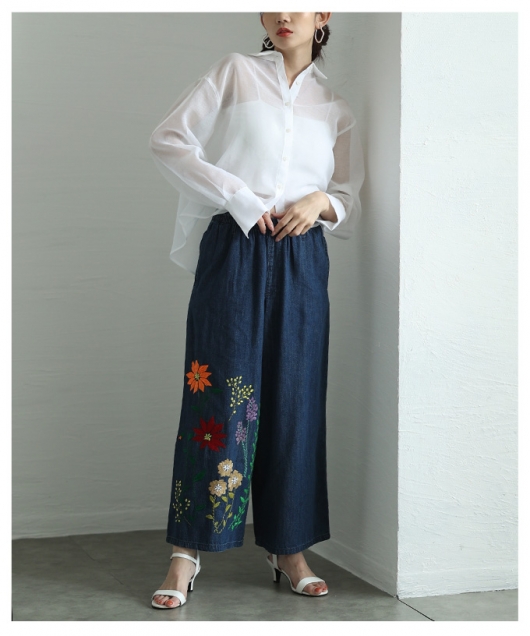 花を添えたインド手刺繍デニムワイドパンツ