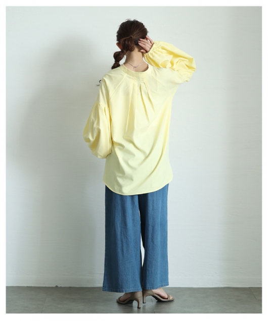 花を添えたインド手刺繍デニムワイドパンツ