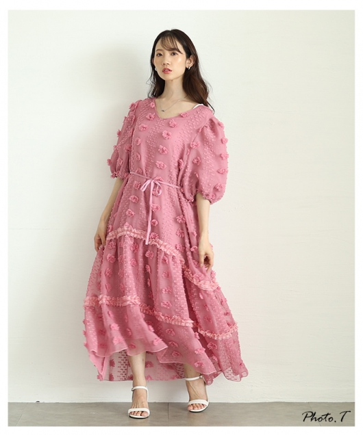 ティアードワンピース 花柄 ヴィンテージ フリル襟 お花 レディース 大人 上品 ロマンティックな立体花柄ティアード