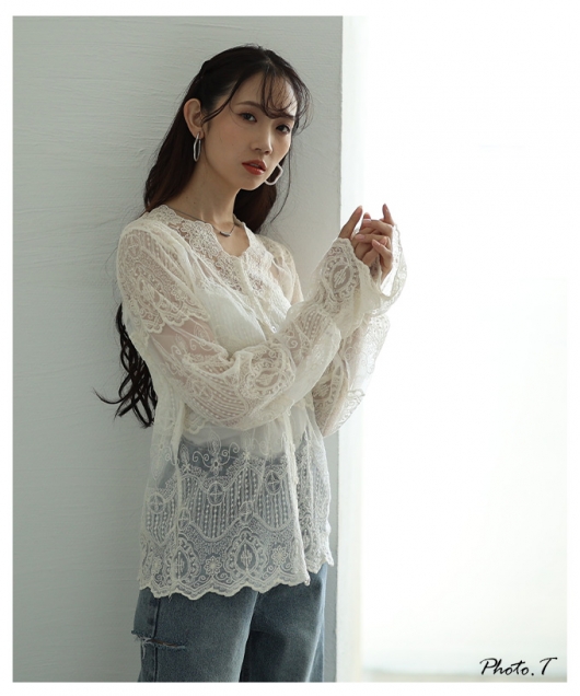 OUR スカラップレースの長め丈ブラウス スカラップレースの長め丈ブラウス – OURHOME