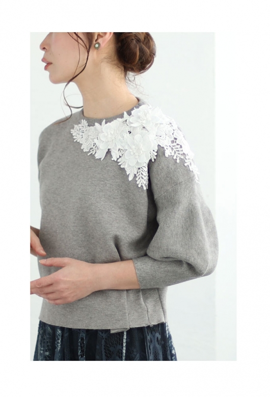 2024年 エムズグレイシー お花モチーフ 花柄 レース ニット トップス 白 浮き立つ花モチーフレースのニットトップス レディース ファッション