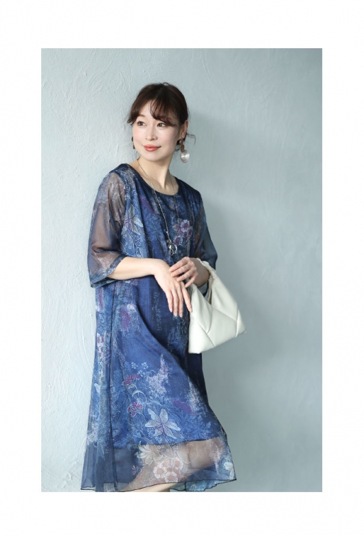 レディース 大人 上品 シアーな草花が咲き誇るミディアム