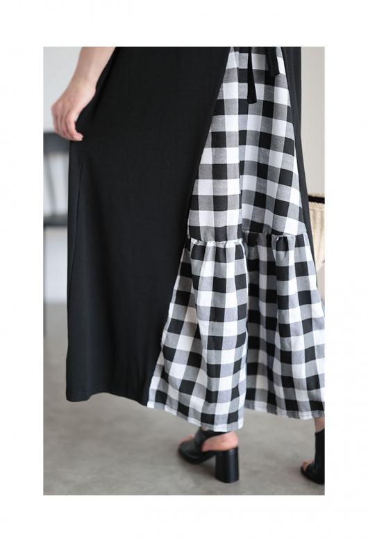 Mi様　Amomma アモマ　最新品切れ中　ドット柄マキシドレス Mi様 Amomma アモマ 最新品切れ中 ドット柄マキシドレス - メルカリ