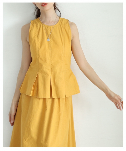 レディース 大人 上品 プリーツノースリーブとロングスカート