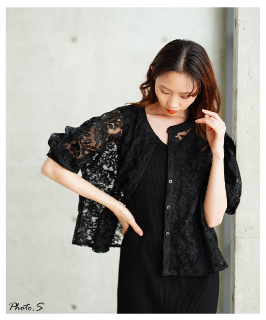 【Flower】マックスマーラ　近年✨ レース切り替えブラウス シアー 黒 フラワードットシアーブラウス 花柄 シアー ドット パフ袖 半袖 裾