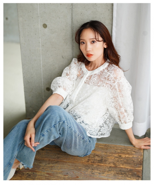 レディース 大人 上品 可憐さ纏う花柄レースボリューム袖シアー