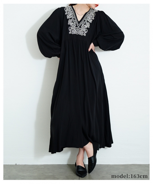 SAWAPIページ 楽天市場】レトロな大人の華やぎ花柄ティアードワンピース