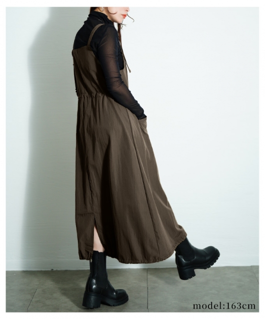 レディース 大人 モード 着こなしで雰囲気変わるドロストジャンパー