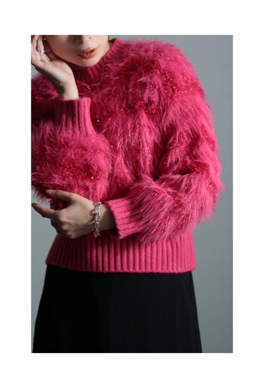 レディース 大人 モード ふわふわに魅了されるラメ入りフェザーニット